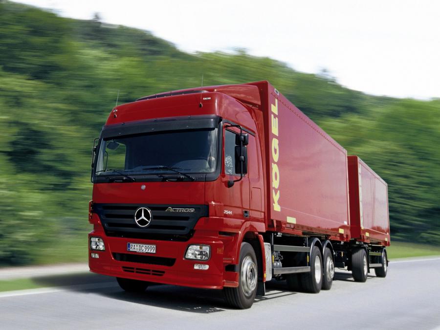  Mercedes-Benz Actros 2544 2002 года  (фото 3 из 10)